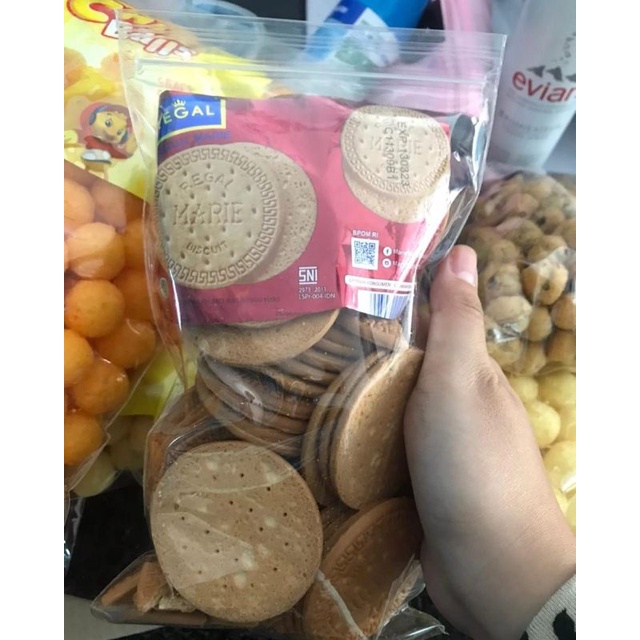 Biskuit SNACK KILOAN 500gr Regal Sagu Keju