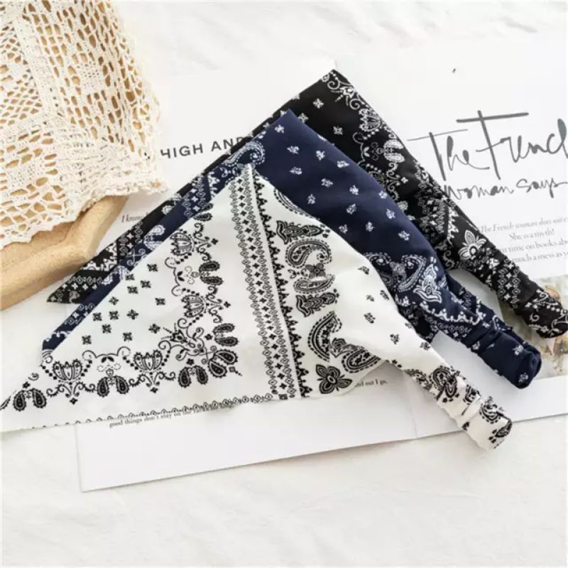 Bandana Lebar Kain Segitiga / Bandana Triangel Segitiga / Bandana korean hitz / Bando Bandana Style Korea