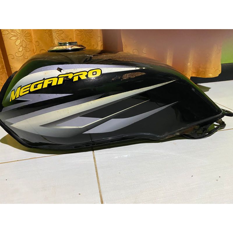 Tangki Megapro lama