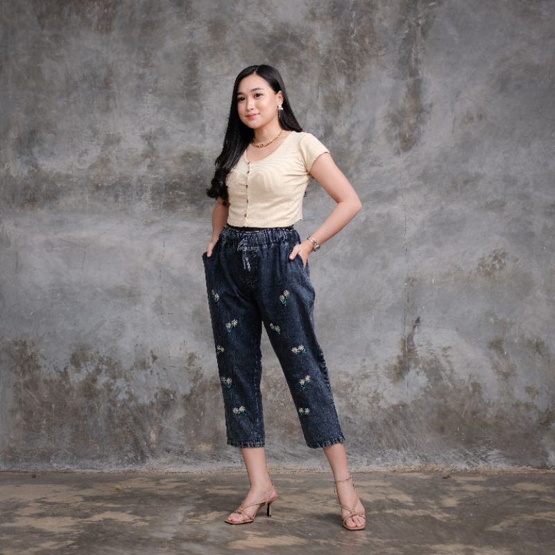 Celana Jumbo Sandwash Bahan Jeans Denim Muat Bb 70-120kg Bawahan Wanita Big Size Trendy-Celana Donald blue