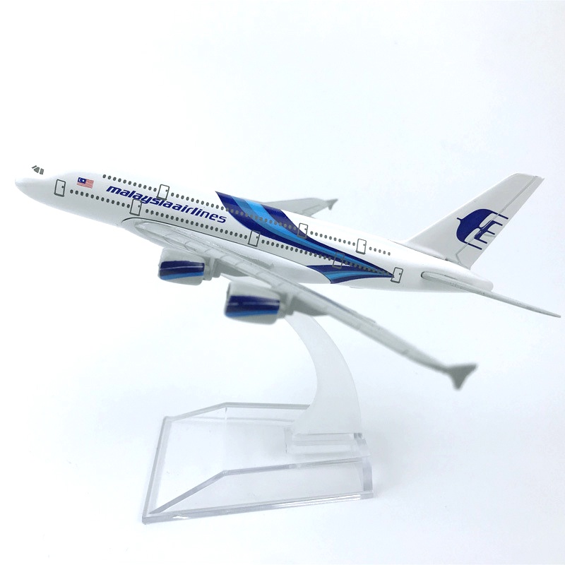 Miniatur Diecast Pesawat Terbang Malaysia Airbus 380 A380 Bahan Alloy Untuk Koleksimainanhadiah