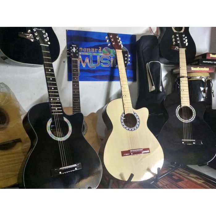 JUAL gitar murah akustik baru dan keren (area bekasi) EXLUSIVE
