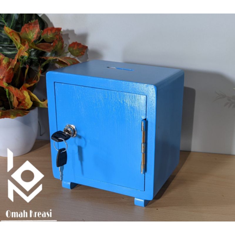 Celengan Kayu Celengan Terget Unik Buka Tutup Kunci Dengan Banyak Varian Warna-Biru muda
