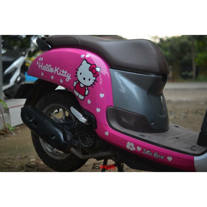 decal stiker fullbody scoopy 2021 hello kitty