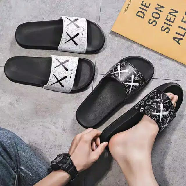 12.12 Sandal Karet Jelly Unisex APPLAUSE