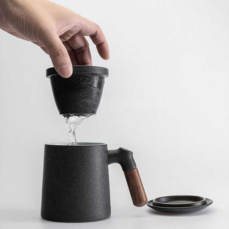 Xiaomi Pinztea Tea Cup Cangkir Keramik Gagang Kayu 380ML