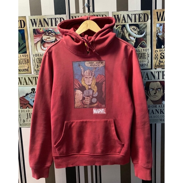 HODDIR FELTICS X MARVEL