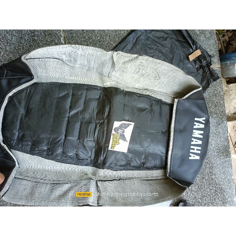sarung jok kulit jok Yamaha L2G