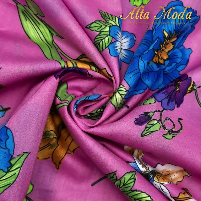 

Alta Moda Katun Voile Floral Ungu Biru (1M)