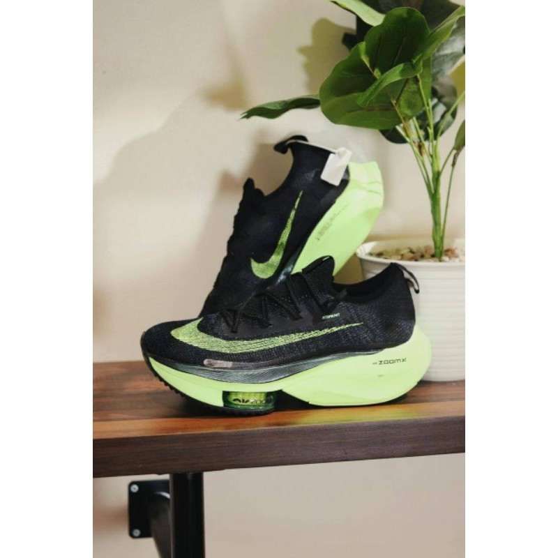 nike zoom x alpha fly % green