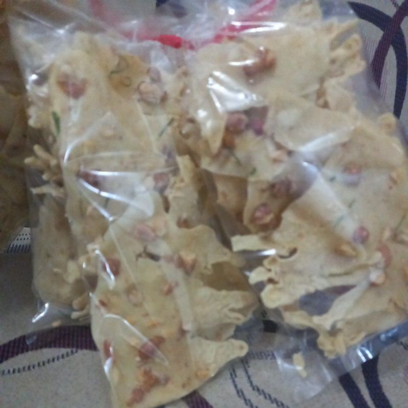 

peyek kacang