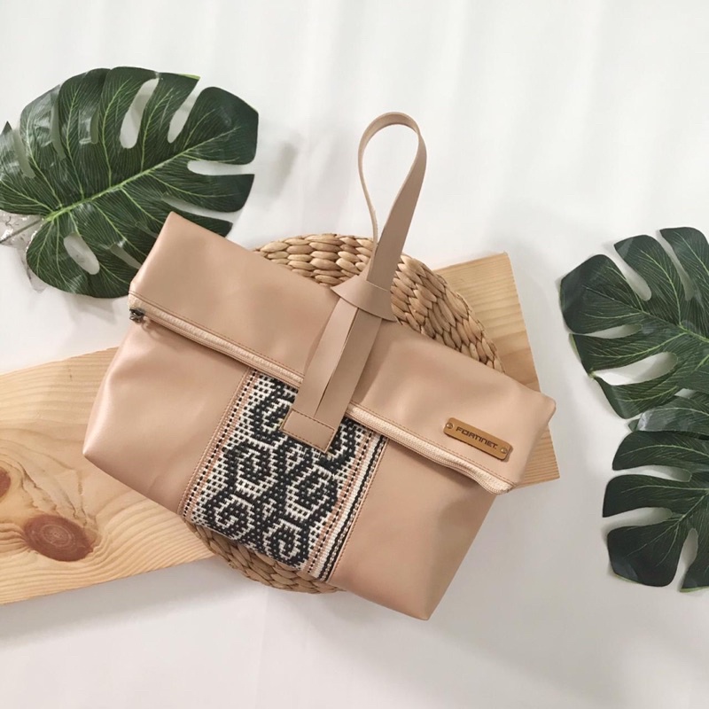 Meranti Pouch Tenun NTT