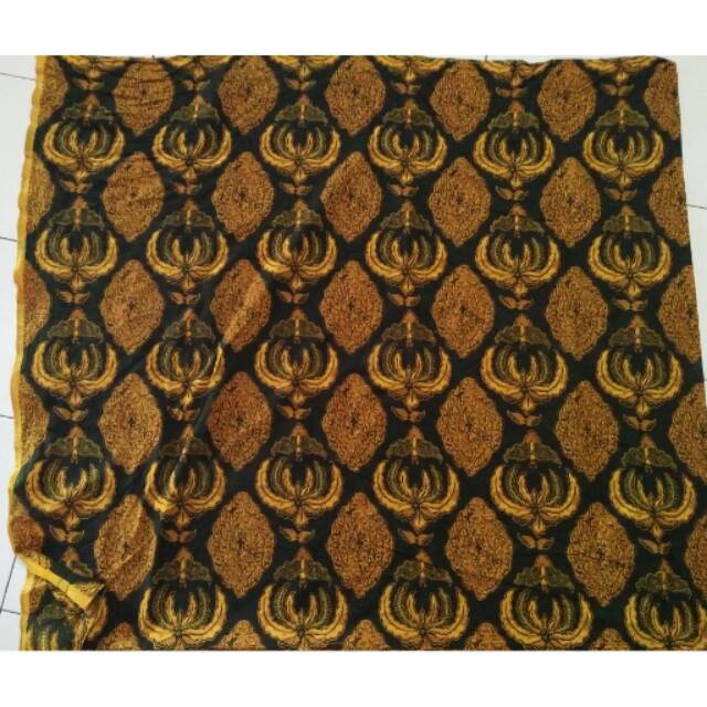 Kain Batik Sogan Solo