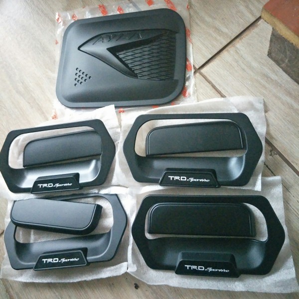 Paket Cover Door Handle Outer Tank Cover AYLA Hitam Trd Sportivo