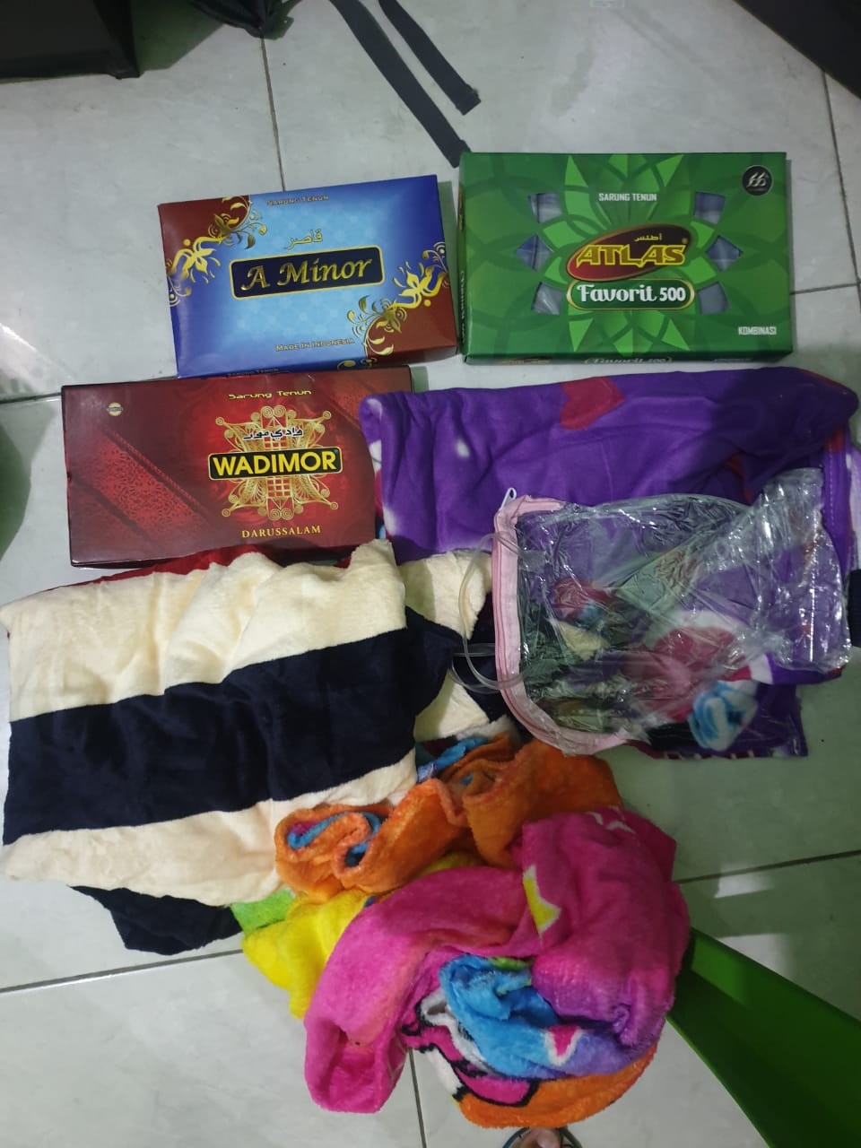 Selimut Bulu Minimalis 600 Gram Tanpa Tas [grosir/ecer Murah]