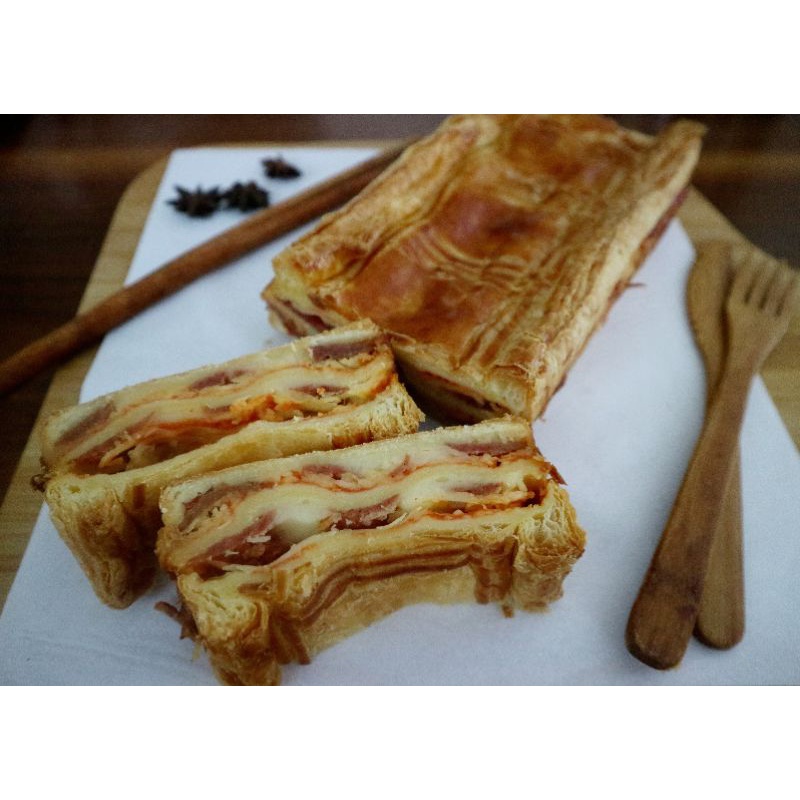 Kue Kebab Cake Strudel