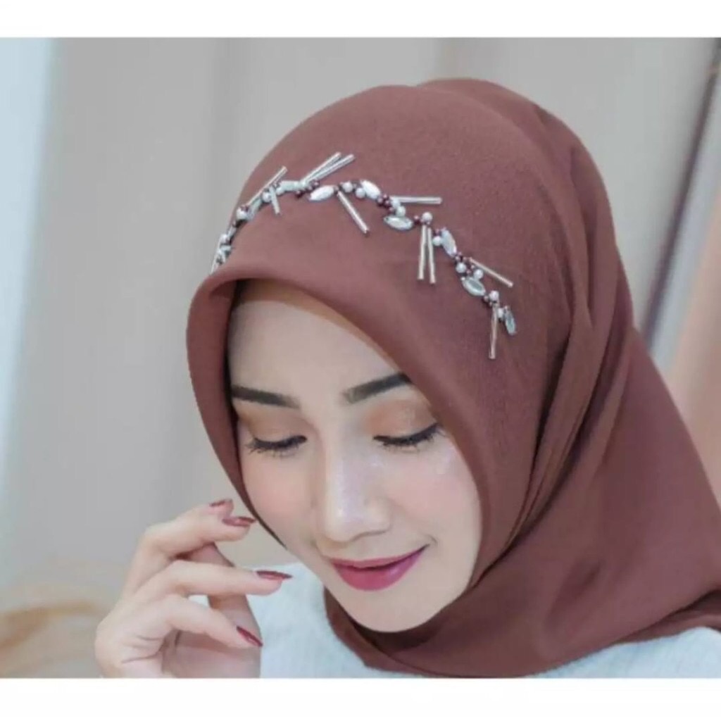 Bella square payet / Hijab Segiempat Payet / Segi empat Payet / Bella Square murah / Hijab Murah / J