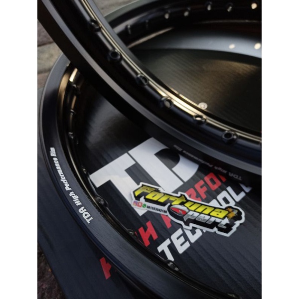 velg TDR hitam gilap 140/160/185 ring 17