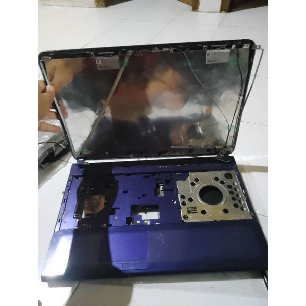 Casing Sony Vaio PCG 71F14N Dan Engsel