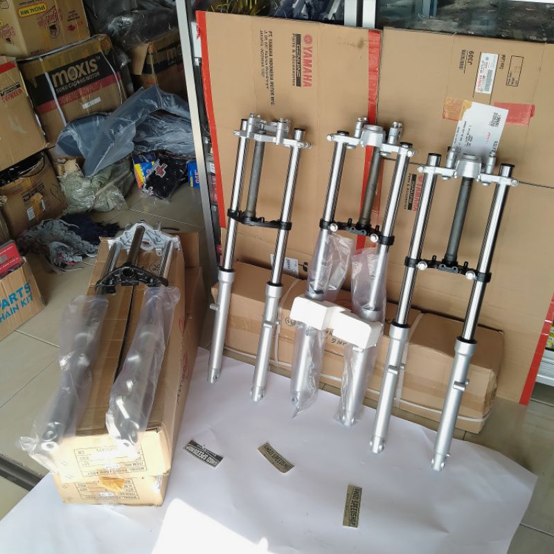 SHOCKBEKER DEPAN RX KING SOCK DEPAN KOMPLIT RX KING NEW BARANG INPORT SILVER