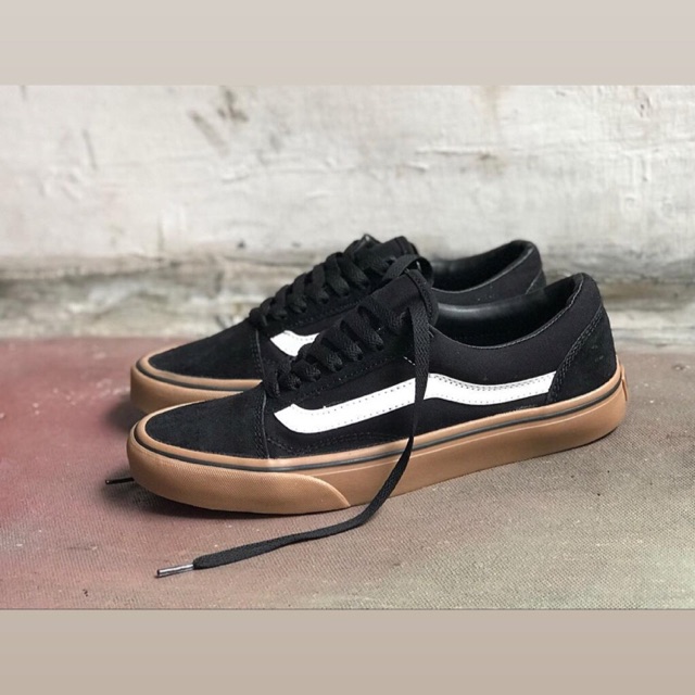 old skool black gum