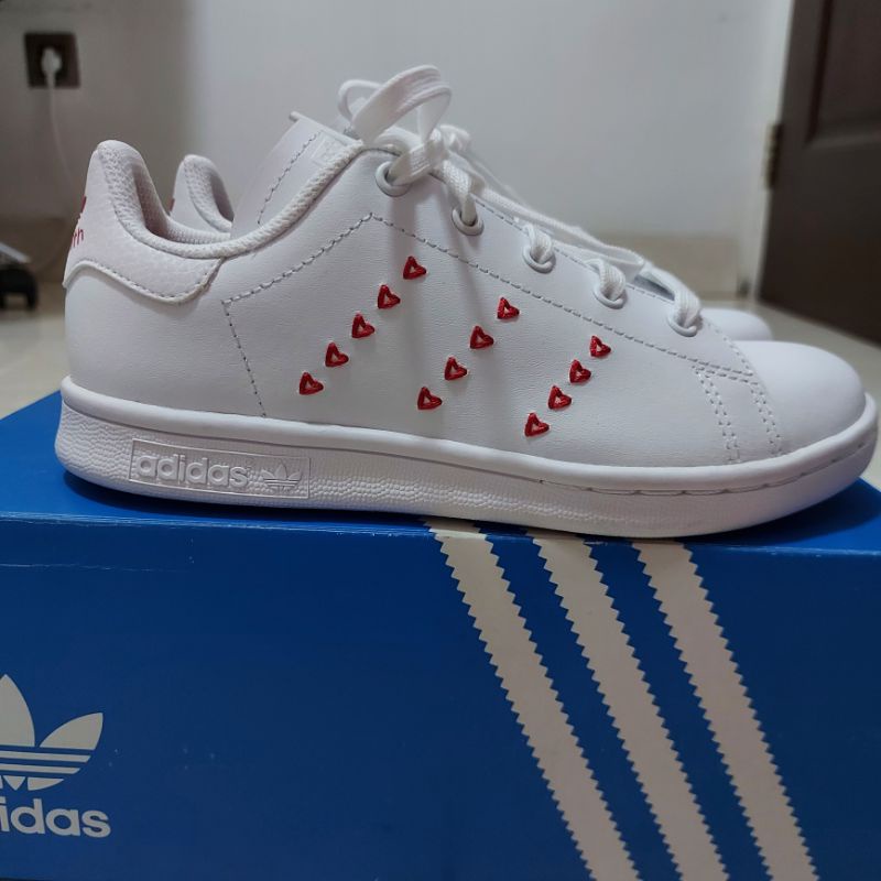 Sepatu Anak Adidas ORIGINALS Stan Smith Unisex Putih Sneaker EG6500