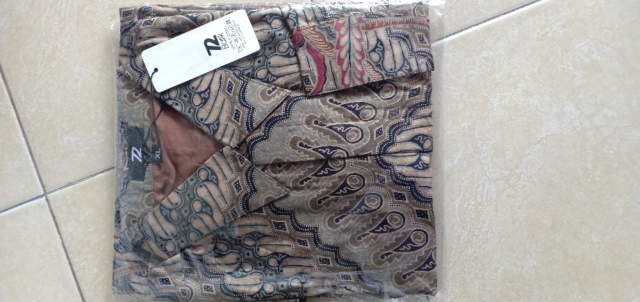 Kemeja Batik Pria Lengan Panjang Premium Parang Seling Kusumo Hijau Terang 725594 Cap 72