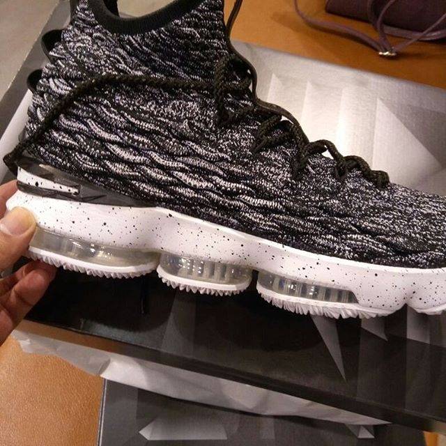Nike lebron 15 ashes