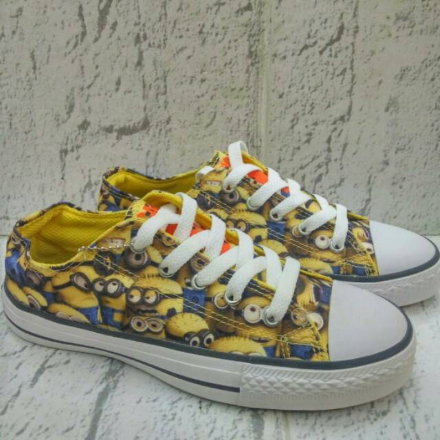 

CONVERSE x MINION (TALI AJA)