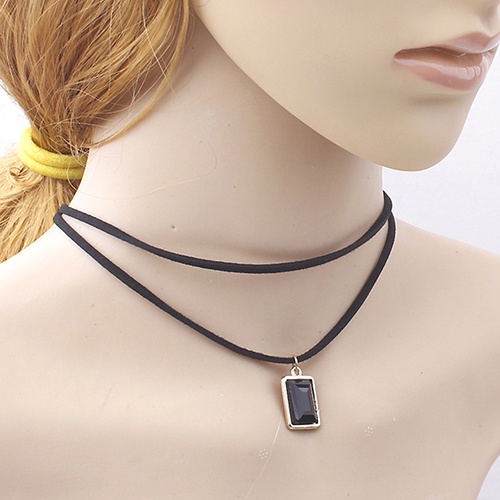 Hu Hu Hu Hu Hu Alat Bantu Pasang Kacamata♡ Kalung Choker Rantai Pendek Liontin Berlian Imitasi Bentuk Persegi Gaya Vintage Untuk Wanita