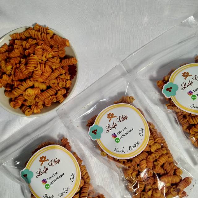 

SNACK MURAH MAKARONI FUSILI RASA BALADO ISI 150 GRAM