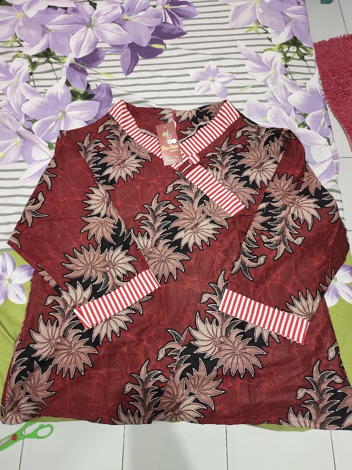Batik Wanita Atasan Blouse Modern Kekinian Trendy Motif Daun Bambu By Batik Dua Putri Collection