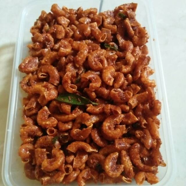

Makaroni pedas asin