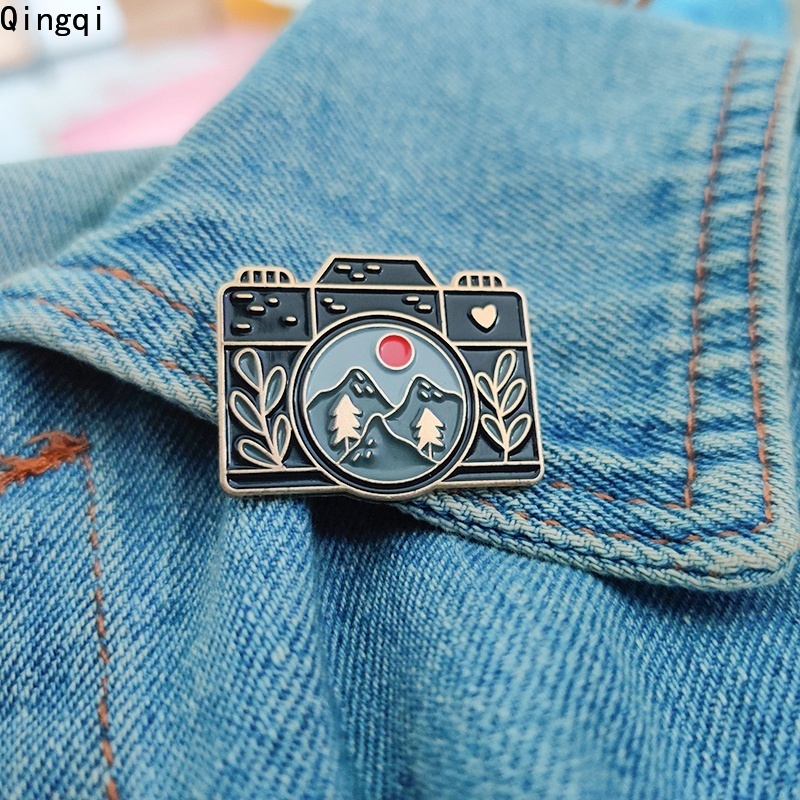 Bros Pin Enamel Bentuk Kamera Matahari Gunung Gaya Retro Untuk Hadiah