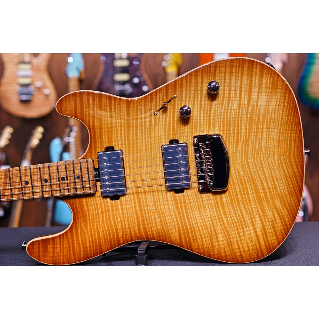 Ernie Ball Music Man Sabre - Honey Suckle G98442