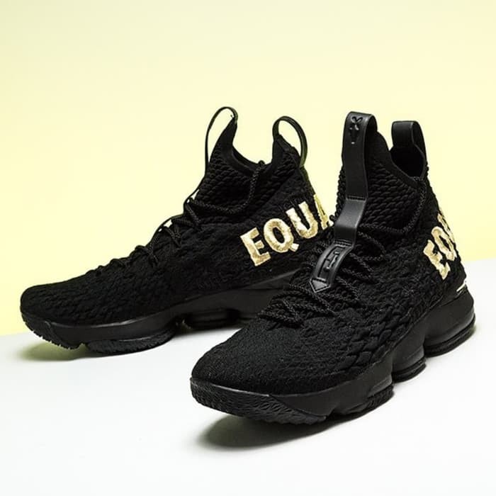 Nike LeBron 15 "Equality" PE Black/Metallic Gold