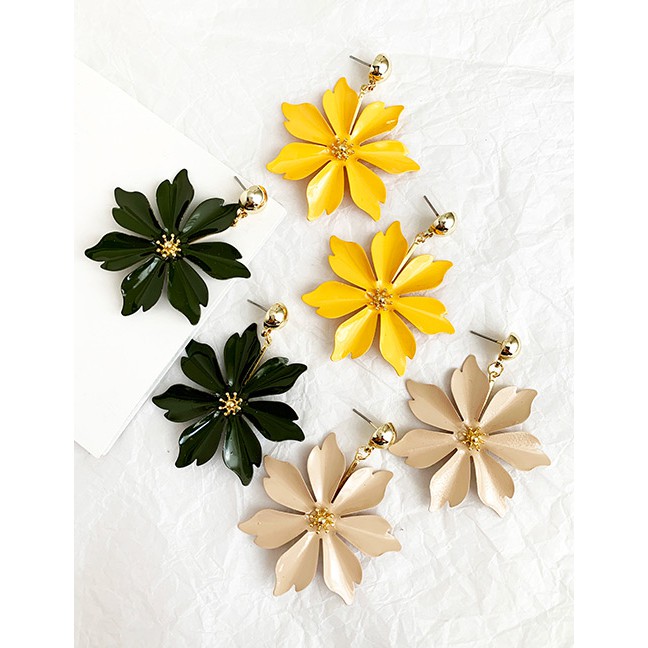 LRC Anting Tusuk Fashion Alloy Flower Earrings F97177