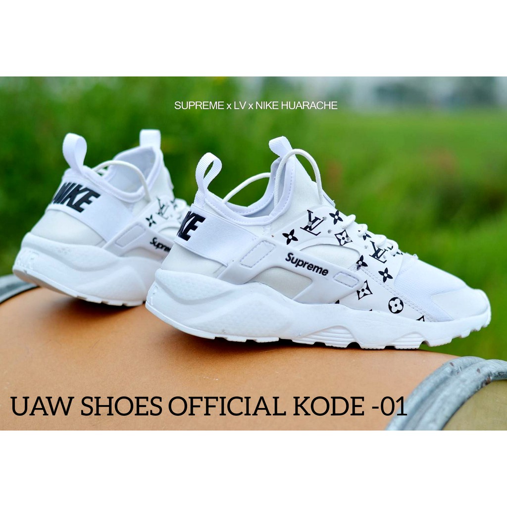 nike air huarache run supreme lv
