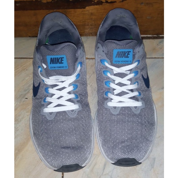 nike zoom vomero 13 size 43