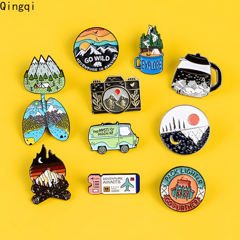 Outdoors Adventure Bros Pin Enamel Desain Gunung Api Untuk Aksesoris Pakaian