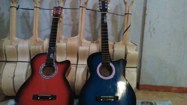 Gitar pemula murah