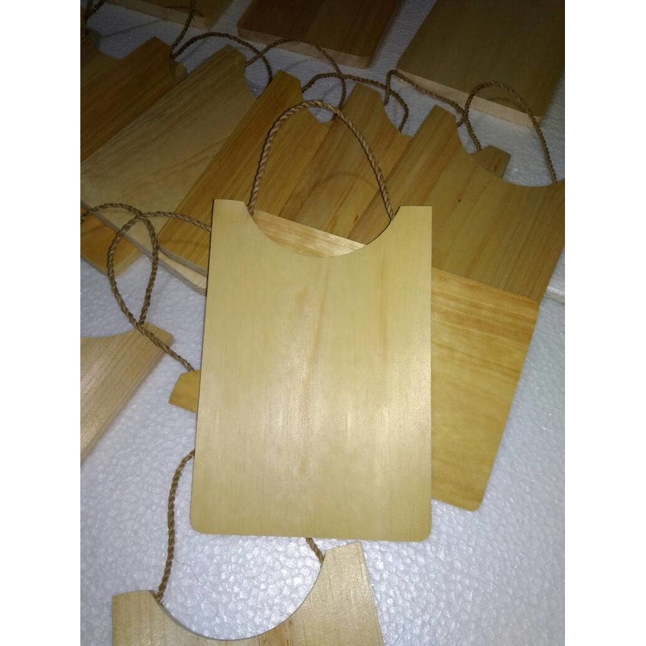 Talenan Kayu Tali Model U 21,5 x 15 x 1,5 / Wooden Cutting Board