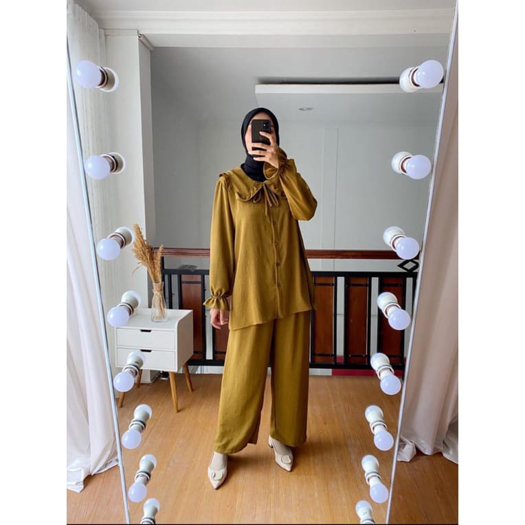 LAURA DAILY SET | ONE SET KRINKLE AIRFLO | SETELAN WANITA TERBARU KEKINIAN | SETELAN WANITA TERBARU | FASHION WANITA KEKINIAN | SETELAN KRINKEL FULL KANCING | SETELAN BUSUI II ARRAZAQU COLLETION