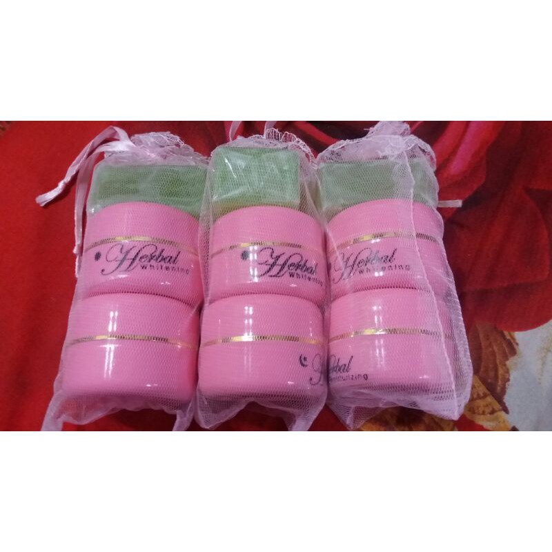 

creamherbalwhiteningpink