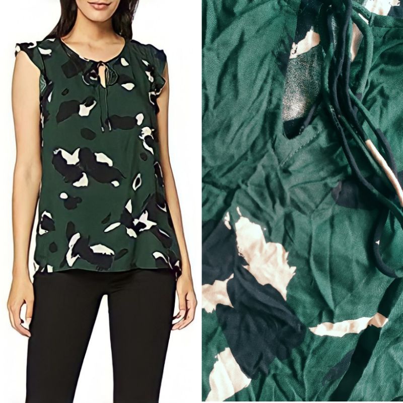 comma green motif sleeve blouse