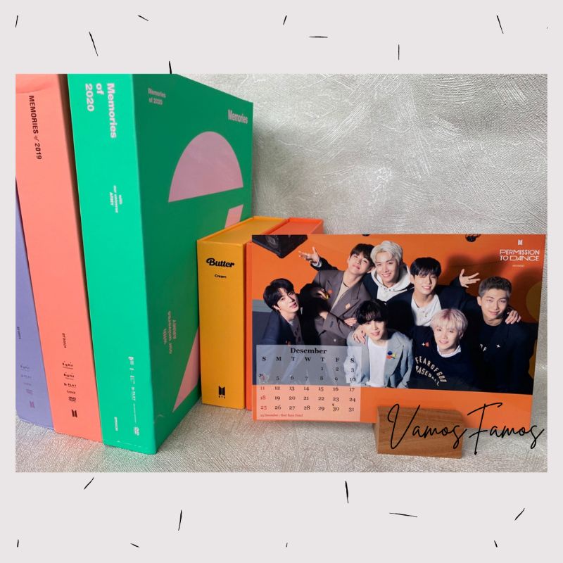 Jual Kalender BTS 2022 versi A dan B / Kalender duduk 2022 / Kalender