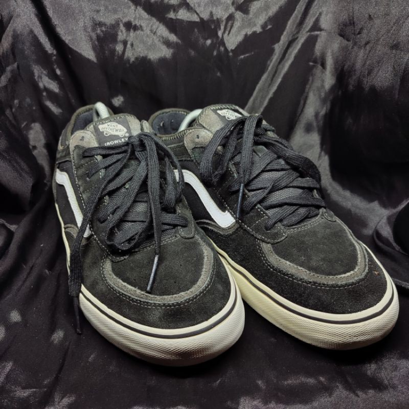 Sepatu Vans Rowley bekas Size eu46