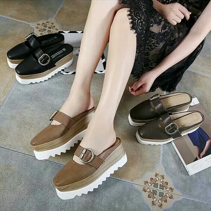 WEDGES DOCMART GESPER ON28 WANITA HAK TINGGI HITAM PUTIH TAN
