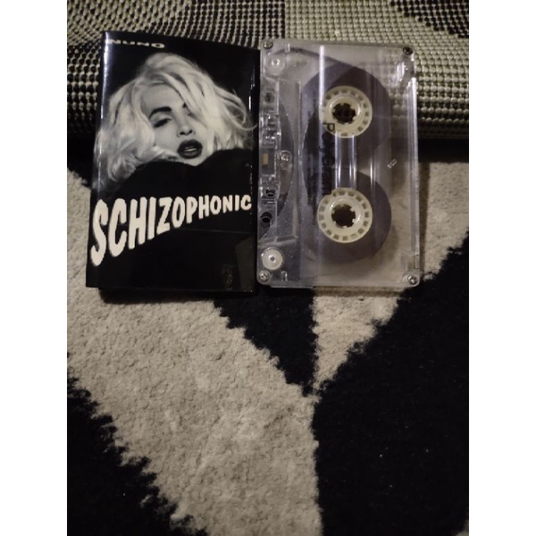 kaset pita nuno / schizophonic