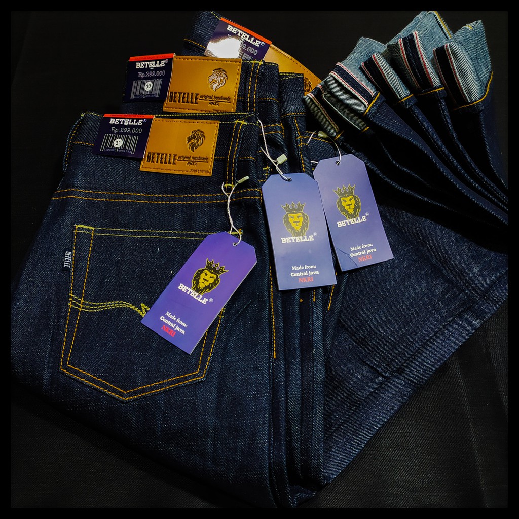 CELANA JEANS SELVEDGE ACEENT SHELL STICH WHITE LINE 15 oz BLACK